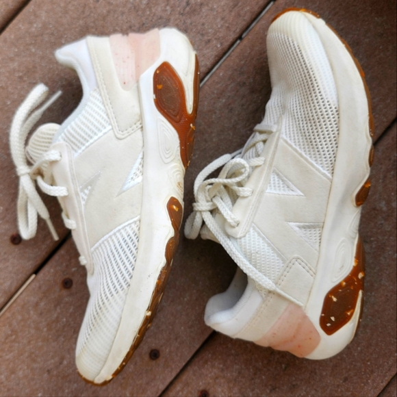 New Balance Kid's 1440 V1 Lace-up Running Shoe - Picture 1 of 6